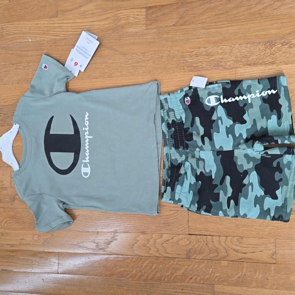 CHAMPION BRAND SIGNATURE BOY'S GREEN CAMOUFLAGE SHORTS AND TEE SET SIZE 5